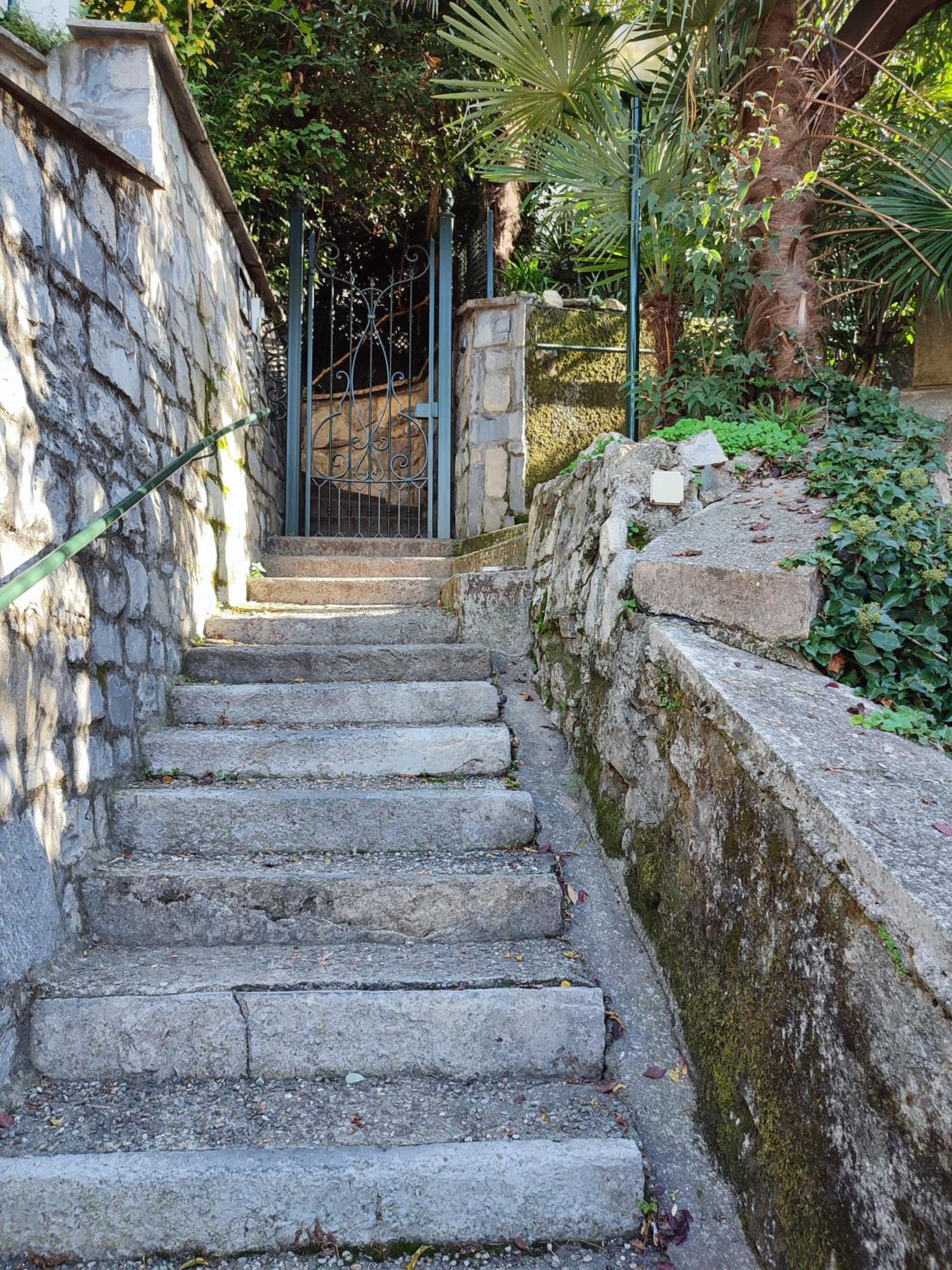 150 Steps To Heaven - By Myhomeincomo Como Exteriör bild